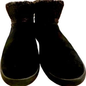Ugg boots- size 9, black